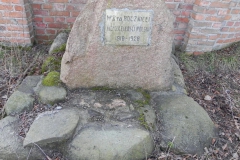 2012-03-18 Stara Rawa - cmentarz parafialny (18)