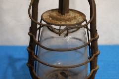 Lampa 10a latarka rolnicza na naftę ze szkłem