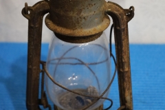 Lampa 12a latarka rolnicza na naftę ze szkłem