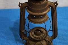 Lampa 18a latarka rolnicza na naftę bez szkła