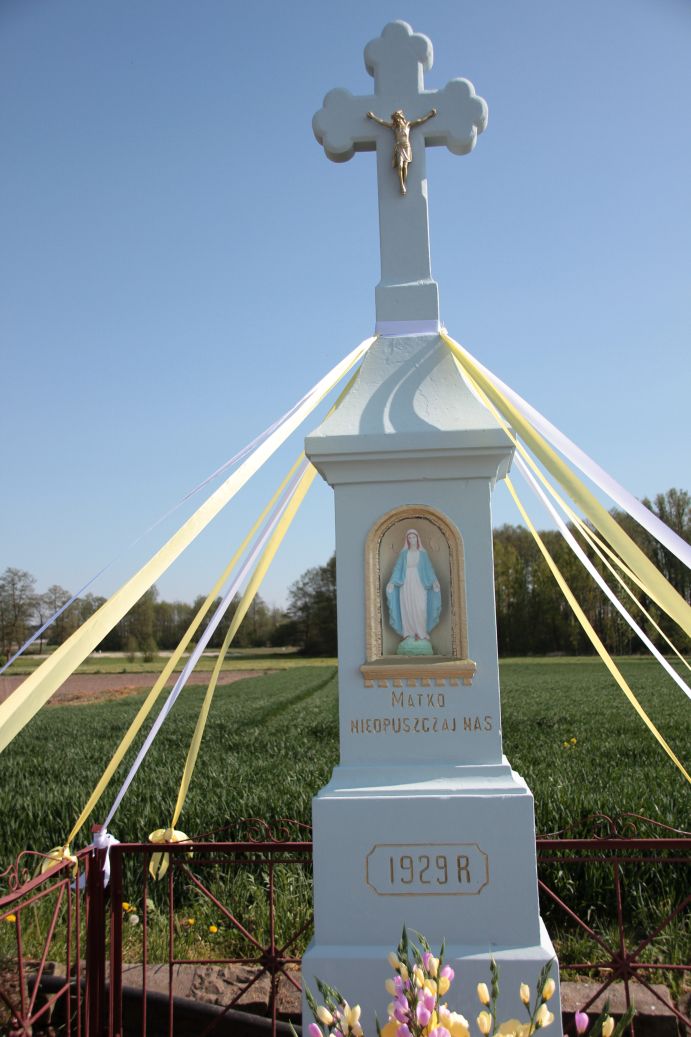 2020-05-10 Wylezinek kapliczka nr2 (5)