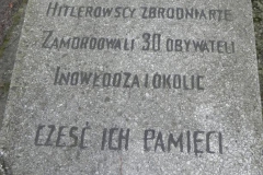 2014-04-21 Inowłódz - pomnik (3)