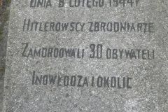 2014-04-21 Inowłódz - pomnik (5)