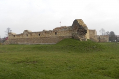 2013-11-17 Inowłódz - Ruiny zamku (14)