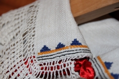 Koszula 36n damska - kołnierzyk haftowany