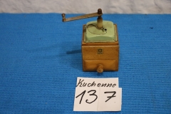 Kuchenne 137a młynek do pieprzu