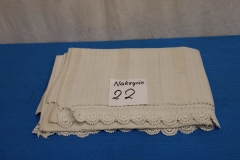 Nakrycie 22a na łóżko białe lniane