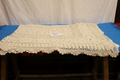 Obrus 38c robiony na drutach