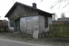 2011-02-09 Krzemienica - stare budynki (1)