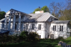 2018-04-22 Łęgonice Duże - pałac (8)