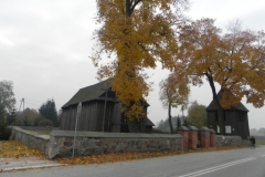 2011-10-30 Czerniewice - kościół drewniany (25)