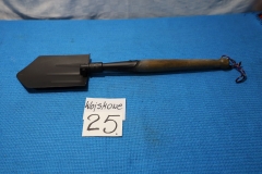 Wojskowe 25a saperka składana