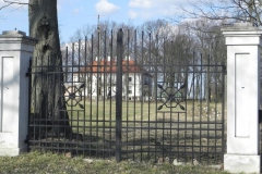 2018-04-05 Bartoszówka - pałac (4)