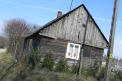 2018-04-05 Bobrowiec - stare budynki (1)