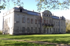 2018-04-22 Nowe Miasto - pałac (7)