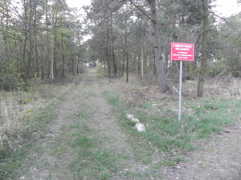 2018-04-14 Roszkowa Wola - cm. z I wojny światowej (1)