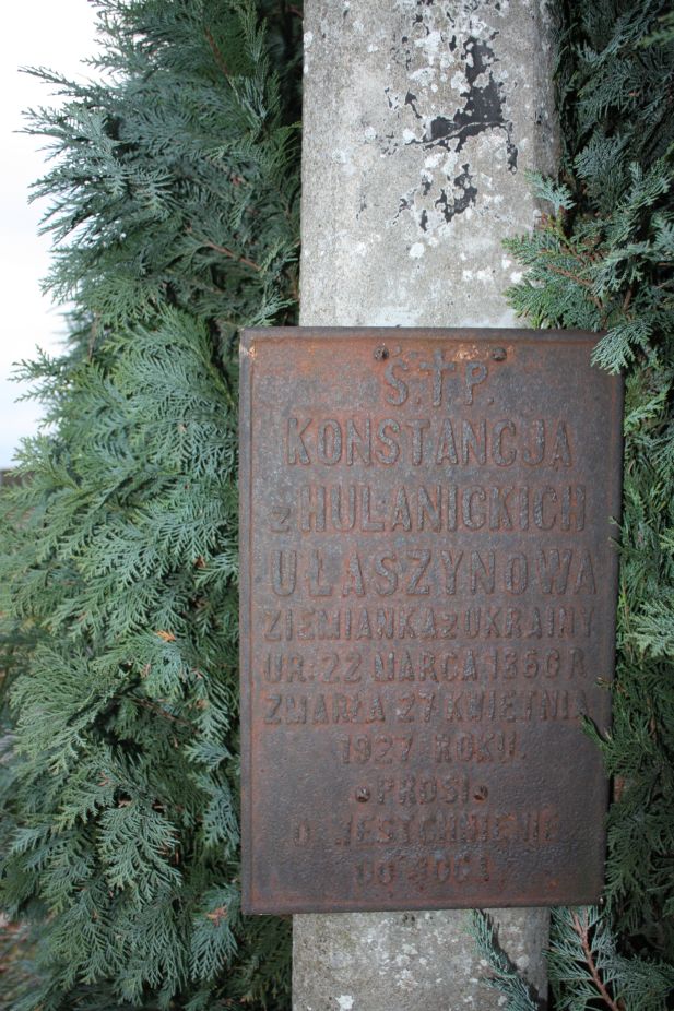 2018-12-31 Rzeczyca - cmentarz parafialny (108)