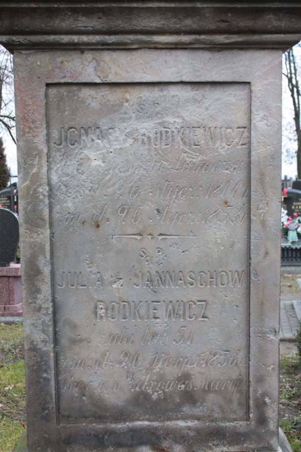 2018-12-31 Rzeczyca - cmentarz parafialny (38)