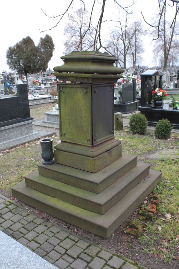 2018-12-31 Rzeczyca - cmentarz parafialny (40)