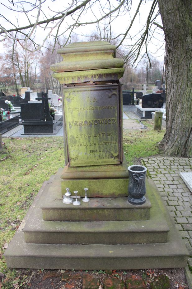 2018-12-31 Rzeczyca - cmentarz parafialny (44)