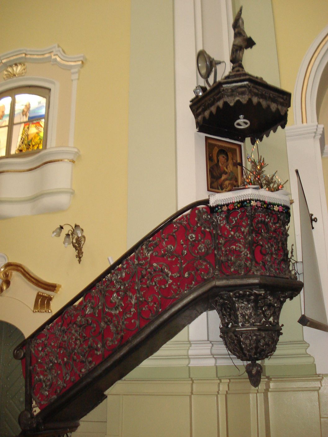 2007-01-01 Głuchów - kościół murowany (48)