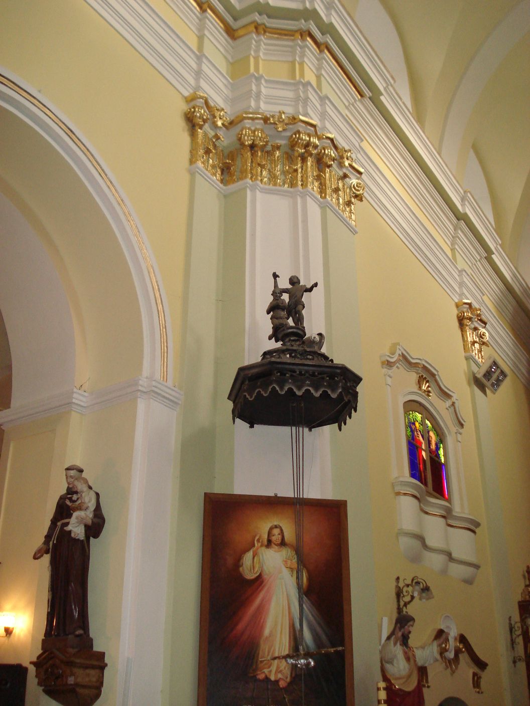 2007-01-01 Głuchów - kościół murowany (60)
