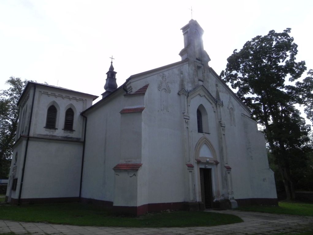 2011-09-11 Inowłódz - kościół murowany (8)