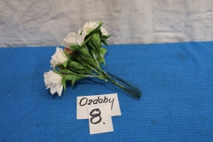 Ozdoby 8a kwiaty z bibuły