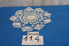 Serwetka 114 biała robiona na szydełku