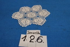 Serwetka 126 biała robiona na szydełku