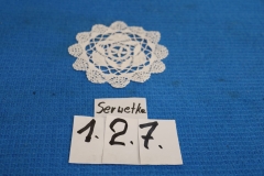 Serwetka 127 biała robiona na szydełku