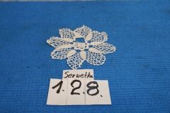 Serwetka 128 biała robiona na szydełku