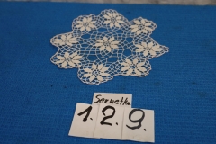 Serwetka 129 biała robiona na szydełku
