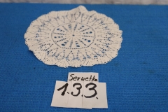 Serwetka 133 biała robiona na szydełku