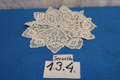 Serwetka 134 biała robiona na szydełku