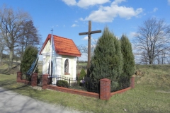 2018-04-05 Lubocz kapliczka nr2 (7)