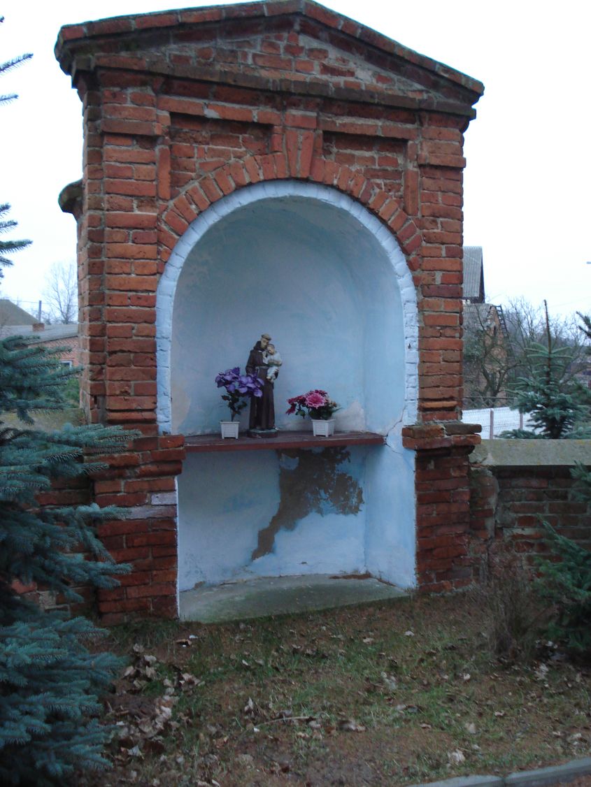 2007-01-01 Krzemienica - kościół murowany (35)