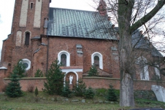 2006-12-10 Krzemienica - kościół murowany (7)