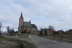 2011-02-09 Krzemienica - kościół murowany (18)