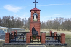2018-04-05 Bobrowiec kapliczka nr1 (3)