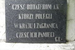 2011-07-10 Ciebłowice - pomnik (4)