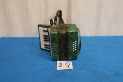 Instrumenty 29a akordeon mały zielony (104)