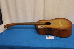 Instrumenty 37a gitara akustyczna (079)