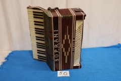 Instrumenty 52a akordeon Hohner Verdi III czerwony (092)
