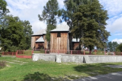 2011-08-28 Lewin - kościół drewniany (1)