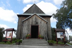 2011-08-28 Lewin - kościół drewniany (25)