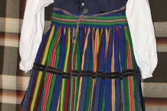 6 Kiecka letnia + koszula damska + zapaska do pasa