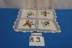 Serwetka 83a biała wyszywana