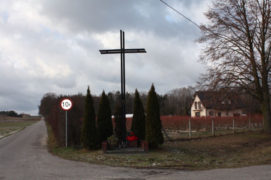 2019-01-03 Podkońska Wola krzyż nr1 (1)