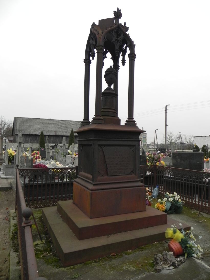 2011-11-19 Cielądz - cmentarz parafialny (18)